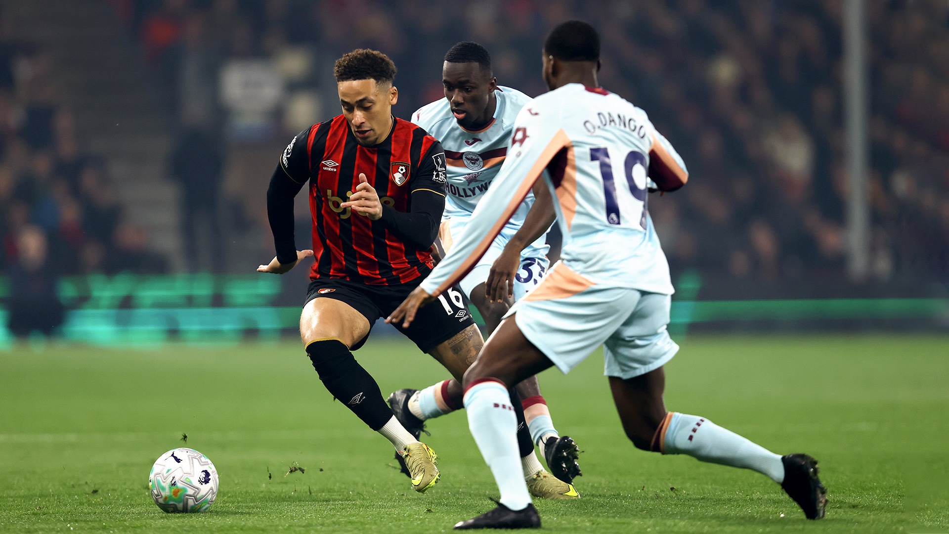 Watch Bournemouth 0-0 Brentford video