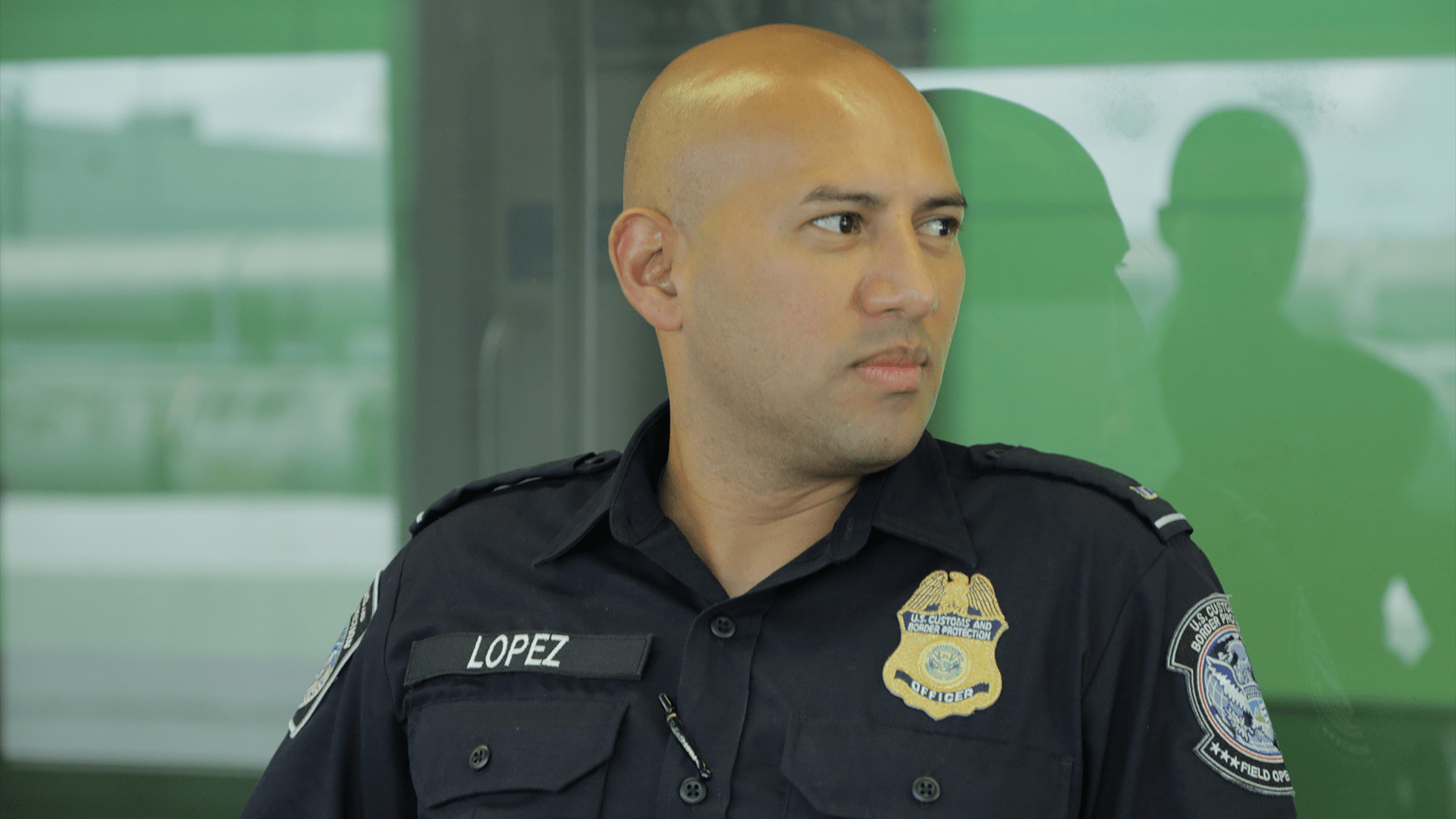 watch-to-catch-a-smuggler-s1-episode-7-on-jiohotstar