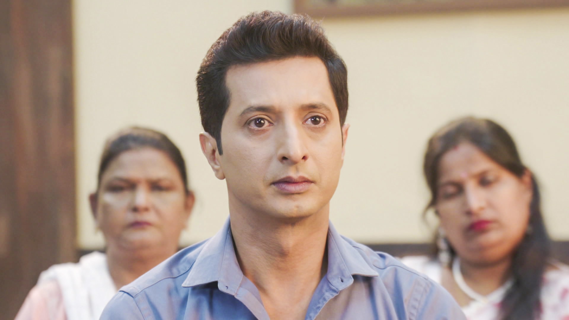 Watch Aboli S1 Episode 420 on JioHotstar