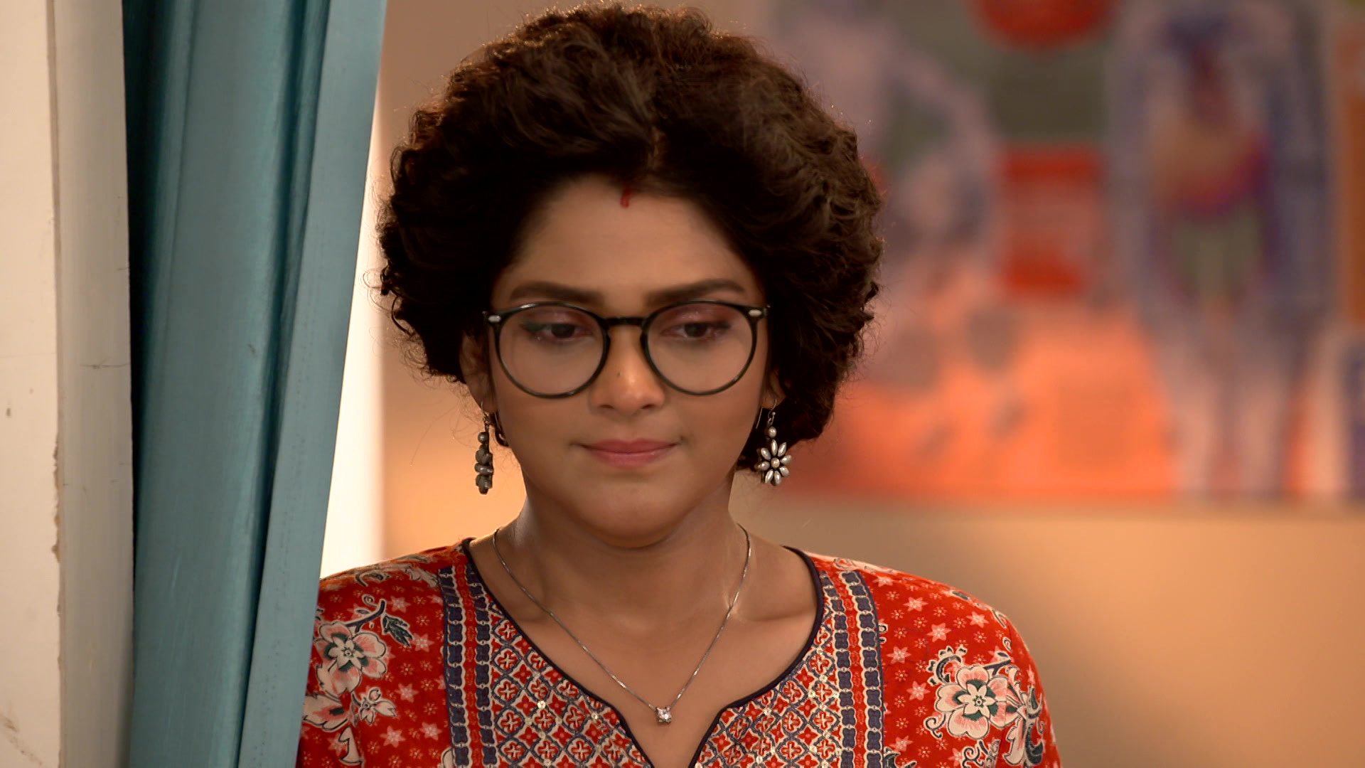 Watch Compass S1 Episode 178 on JioHotstar