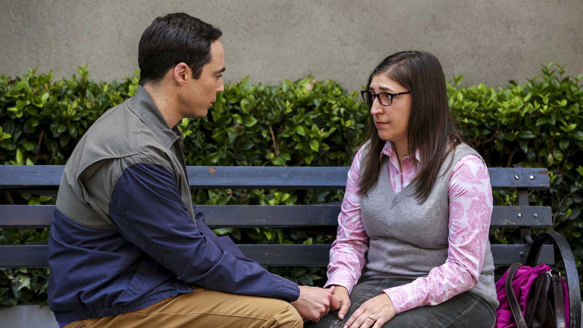 Watch The Big Bang Theory S12 Episode 1 on JioHotstar