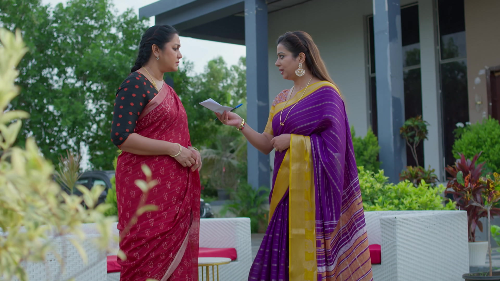 Watch Geetha L.L.B S1 Episode 167 on JioHotstar