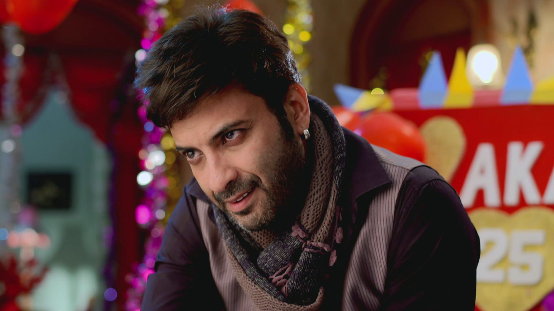 Watch Samrat's Shocking Gift Online
