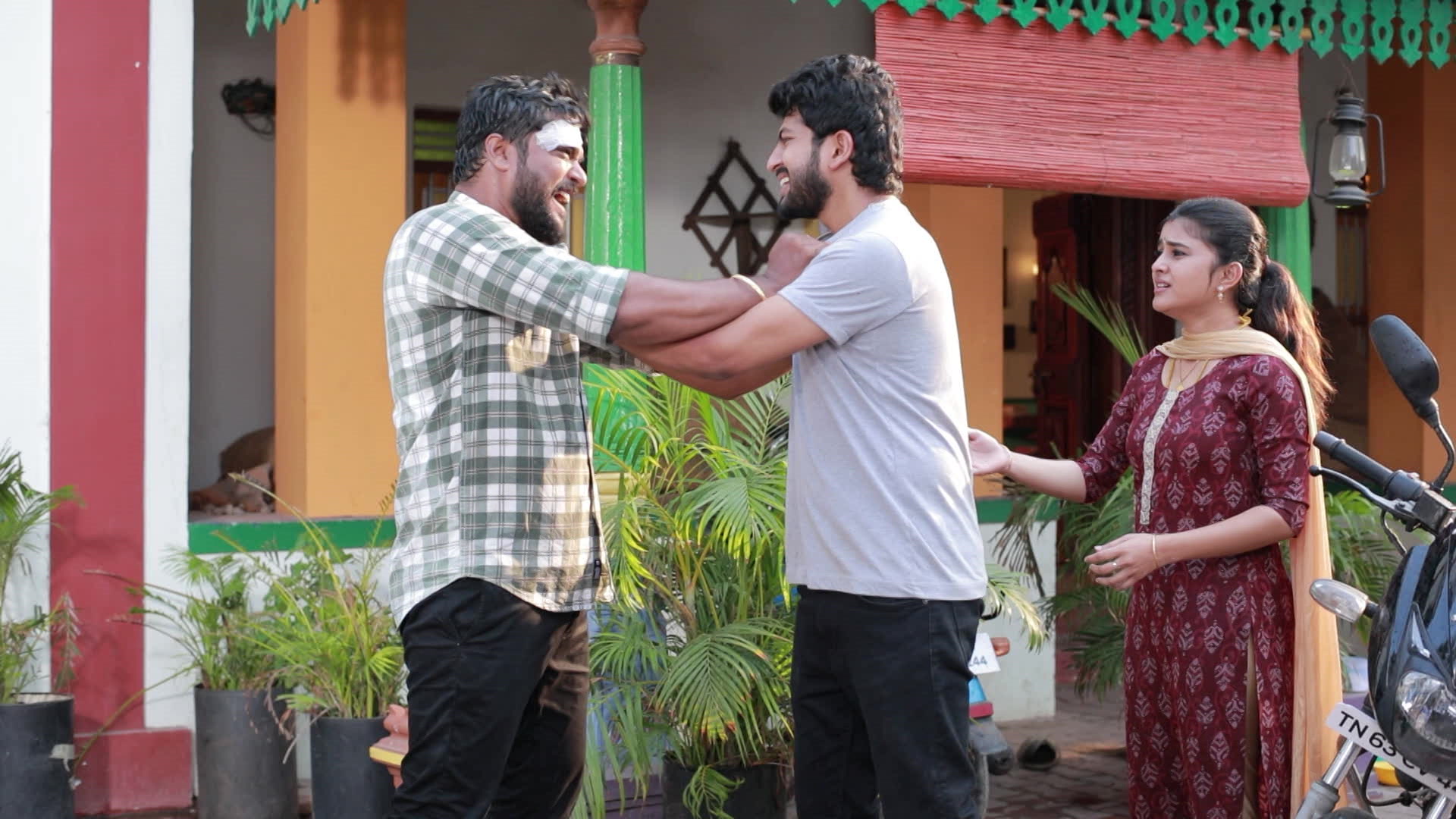 Kathir Clashes with Kumar