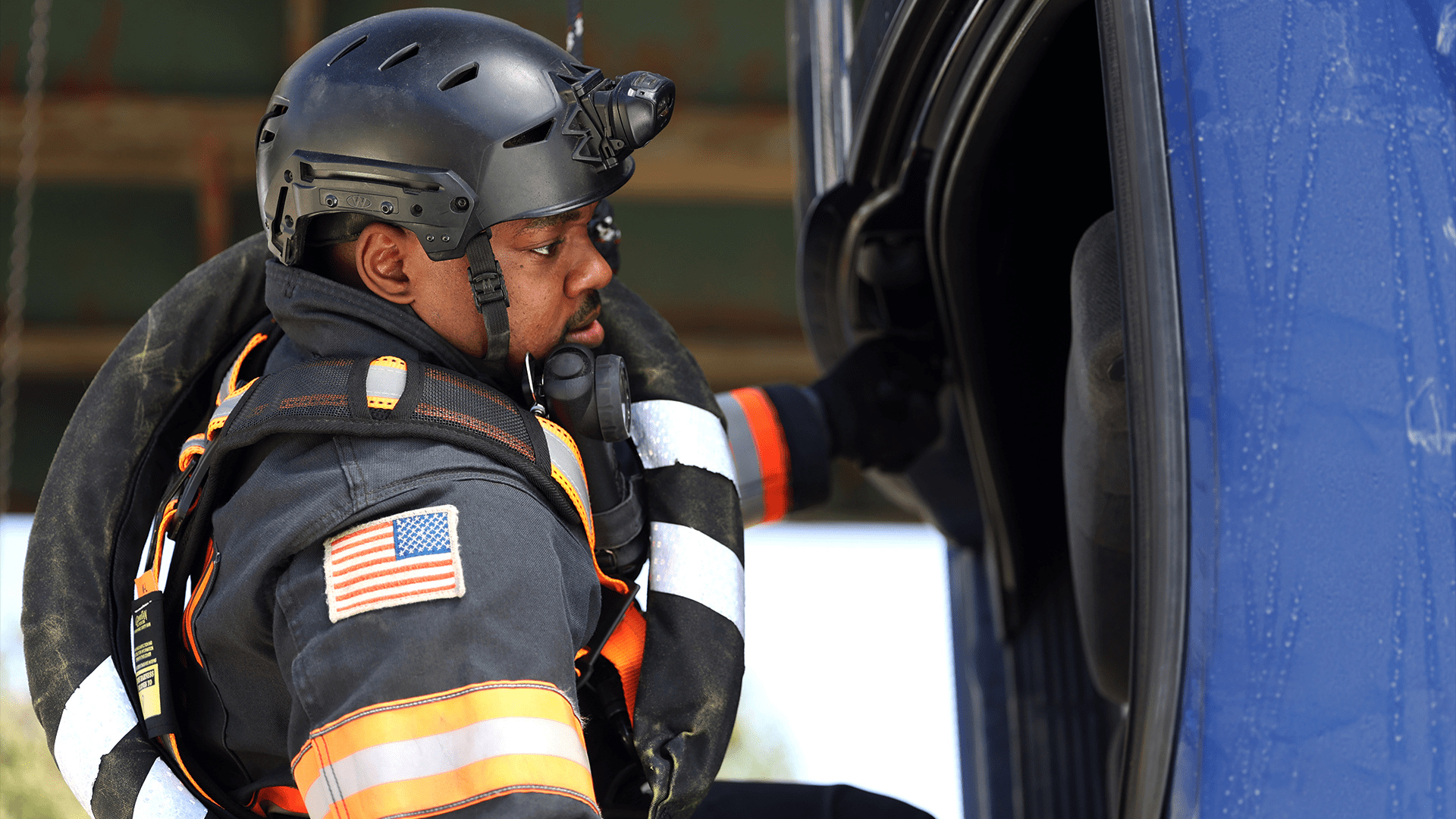 Watch 9-1-1: Lone Star Episode 11 on Disney+