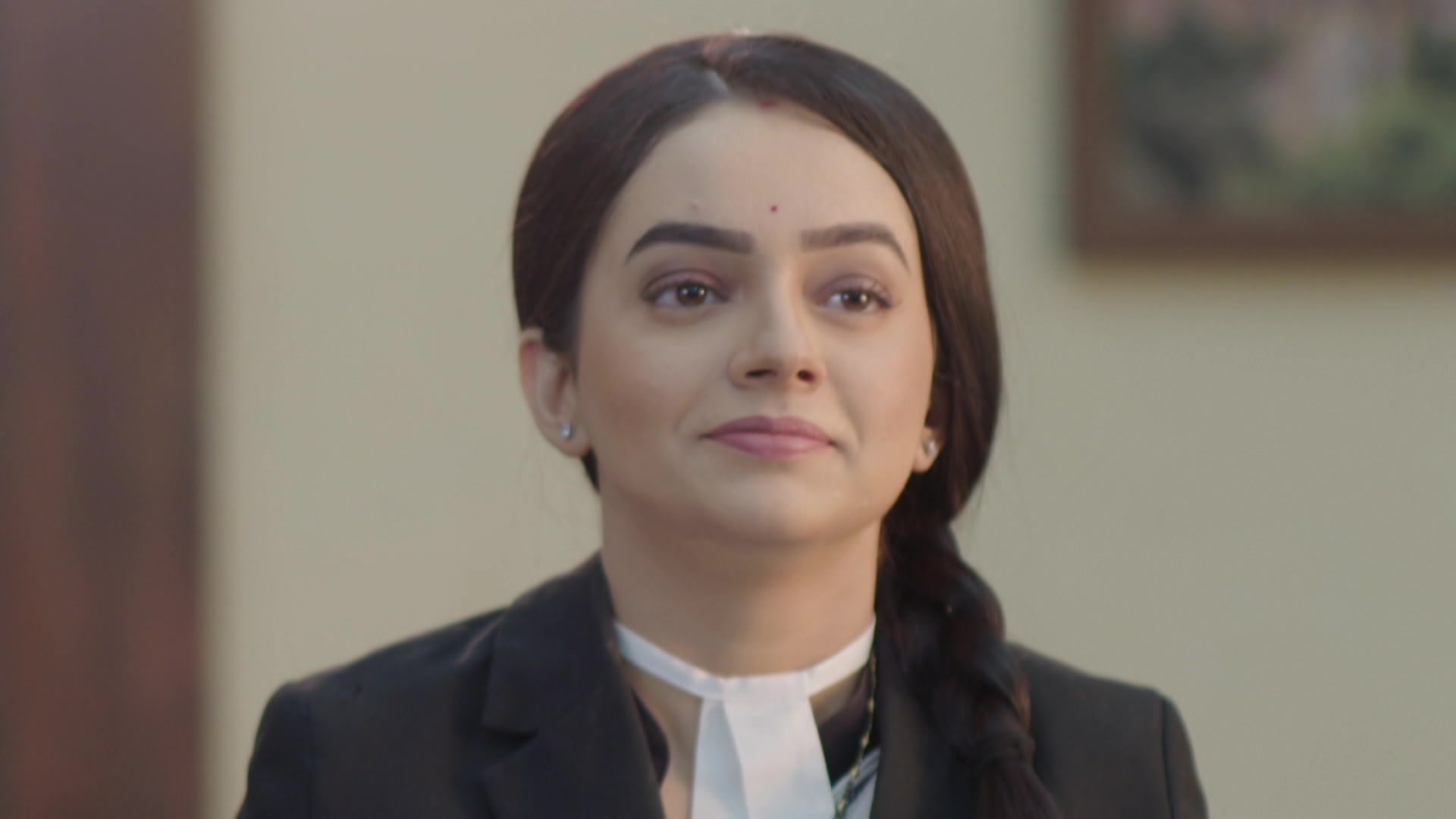 Watch Aboli S1 Episode 411 on JioHotstar
