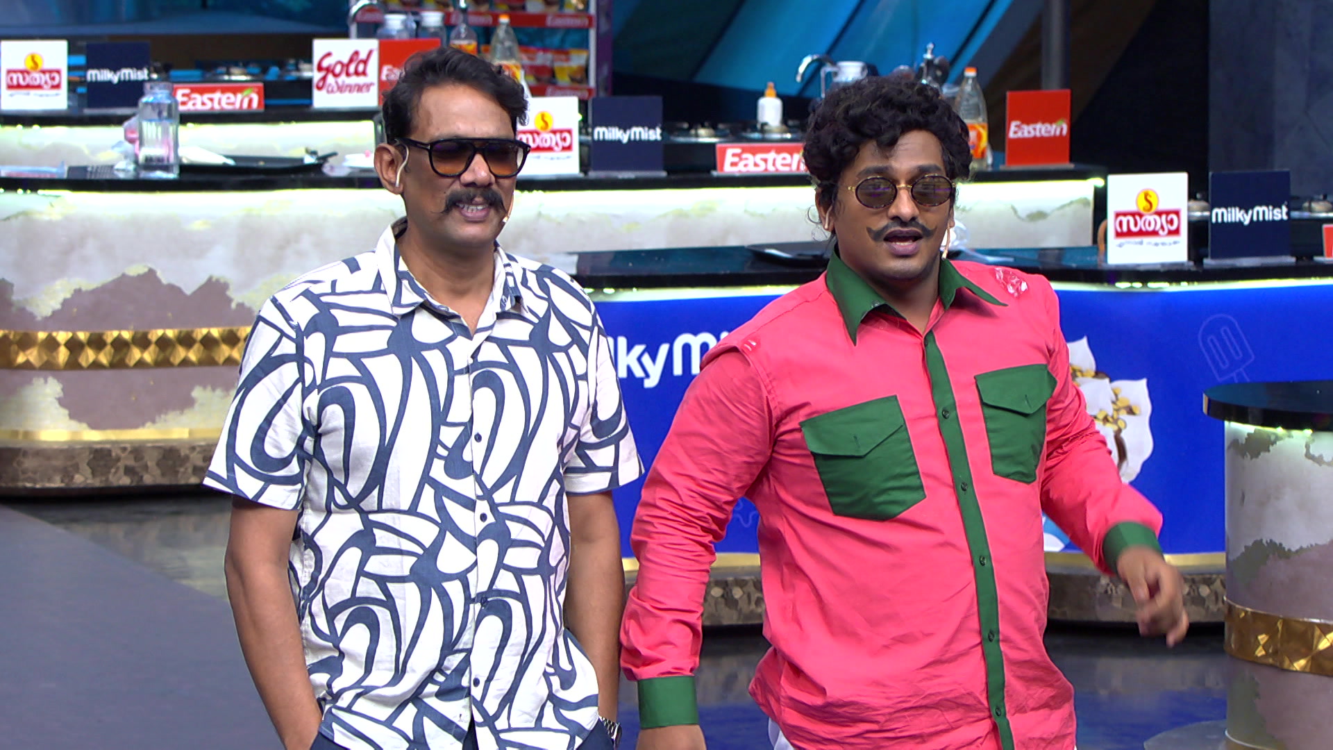 Watch Comedy Cooks S1 Episode 13 on JioHotstar