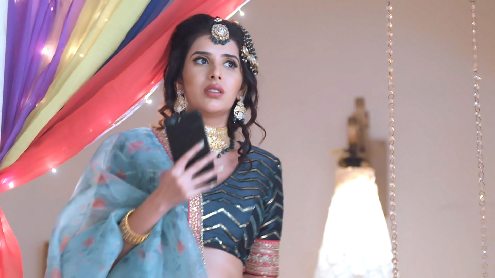 Watch Piyali's Clever Move Online