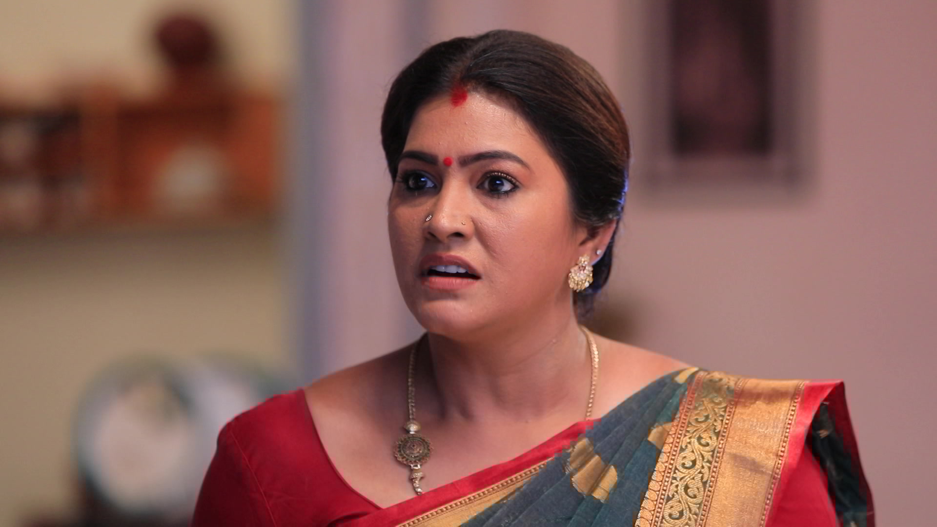 Watch Chinna Marumagal S1 Episode 174 On Jiohotstar