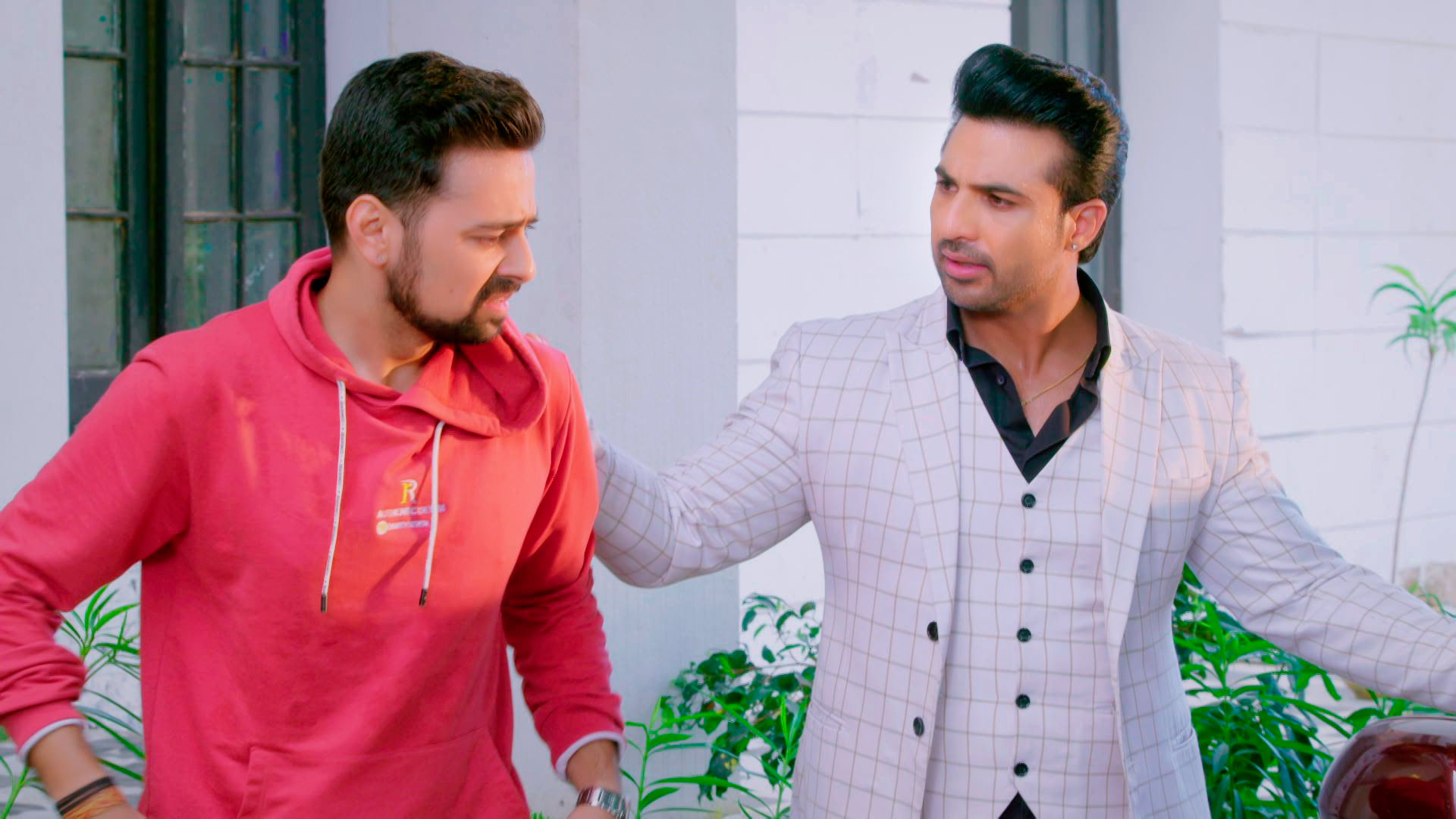 Watch Tera Mera Saath Rahe S1 Episode 200 on JioHotstar