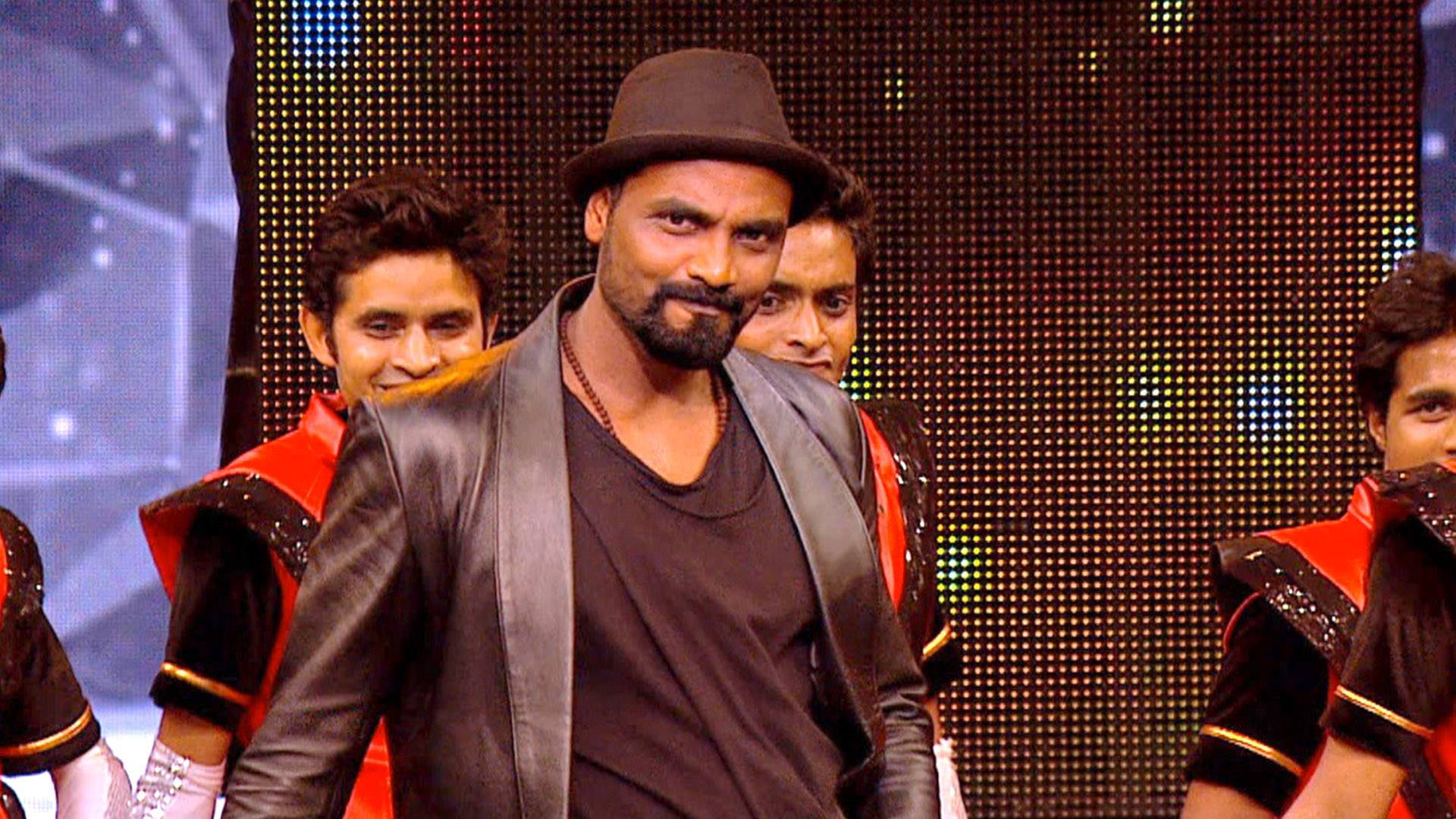 Watch a clip from Remo Grooves with Question Mark crew on Hotstar