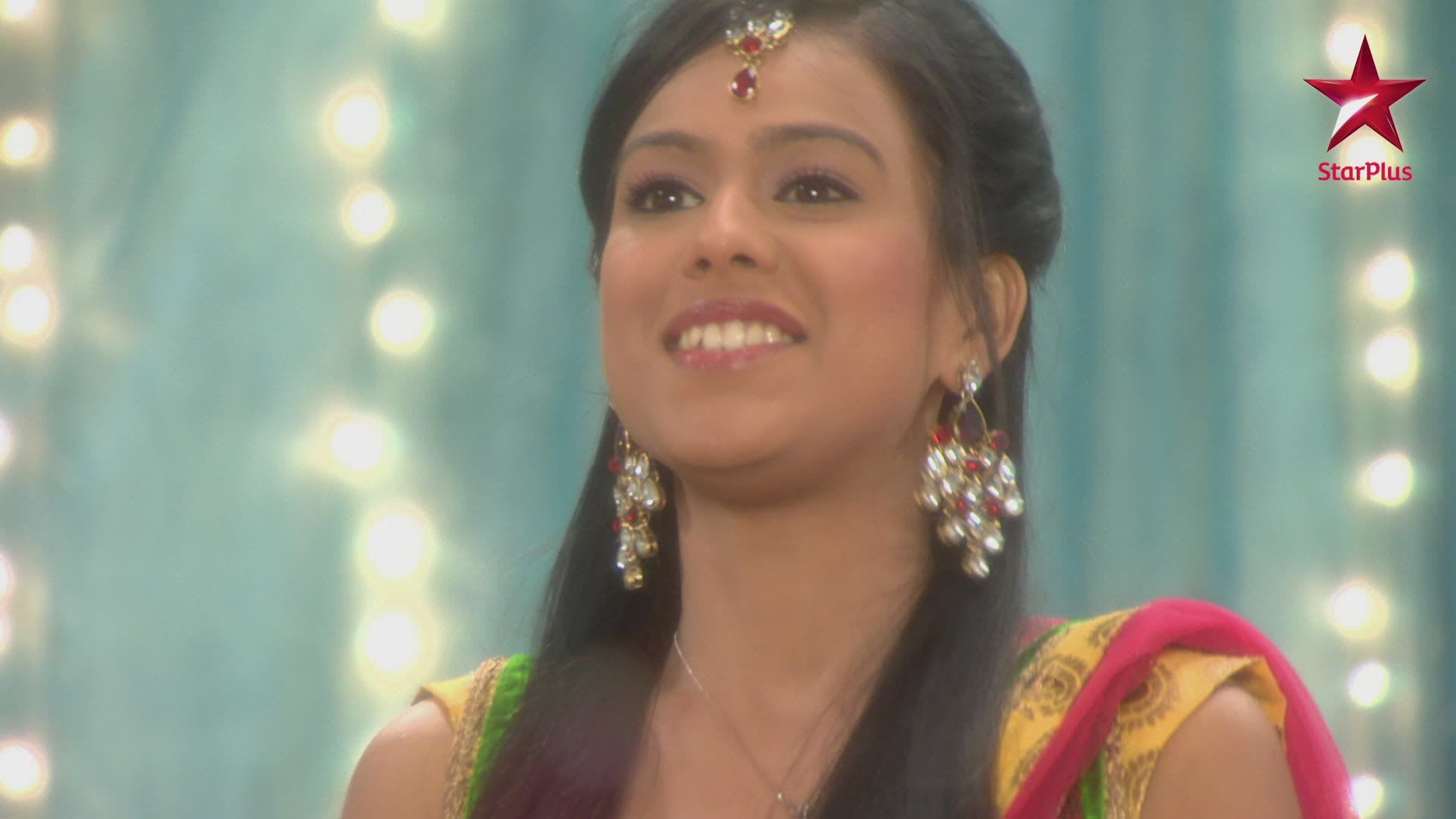 Watch Ek Hazaaron Mein Meri Behna Hai S2 Episode 4 on JioHotstar