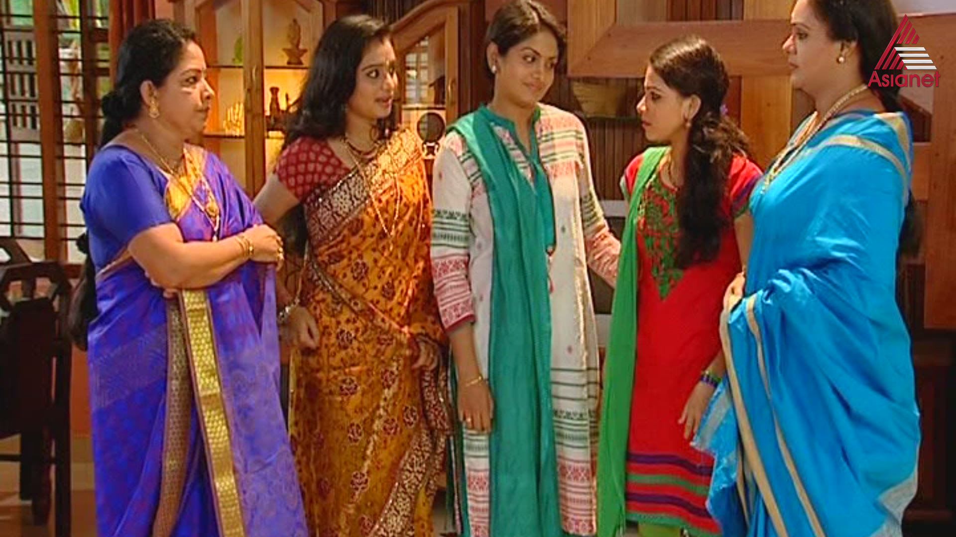Watch Parasparam S14 Episode 14 on JioHotstar