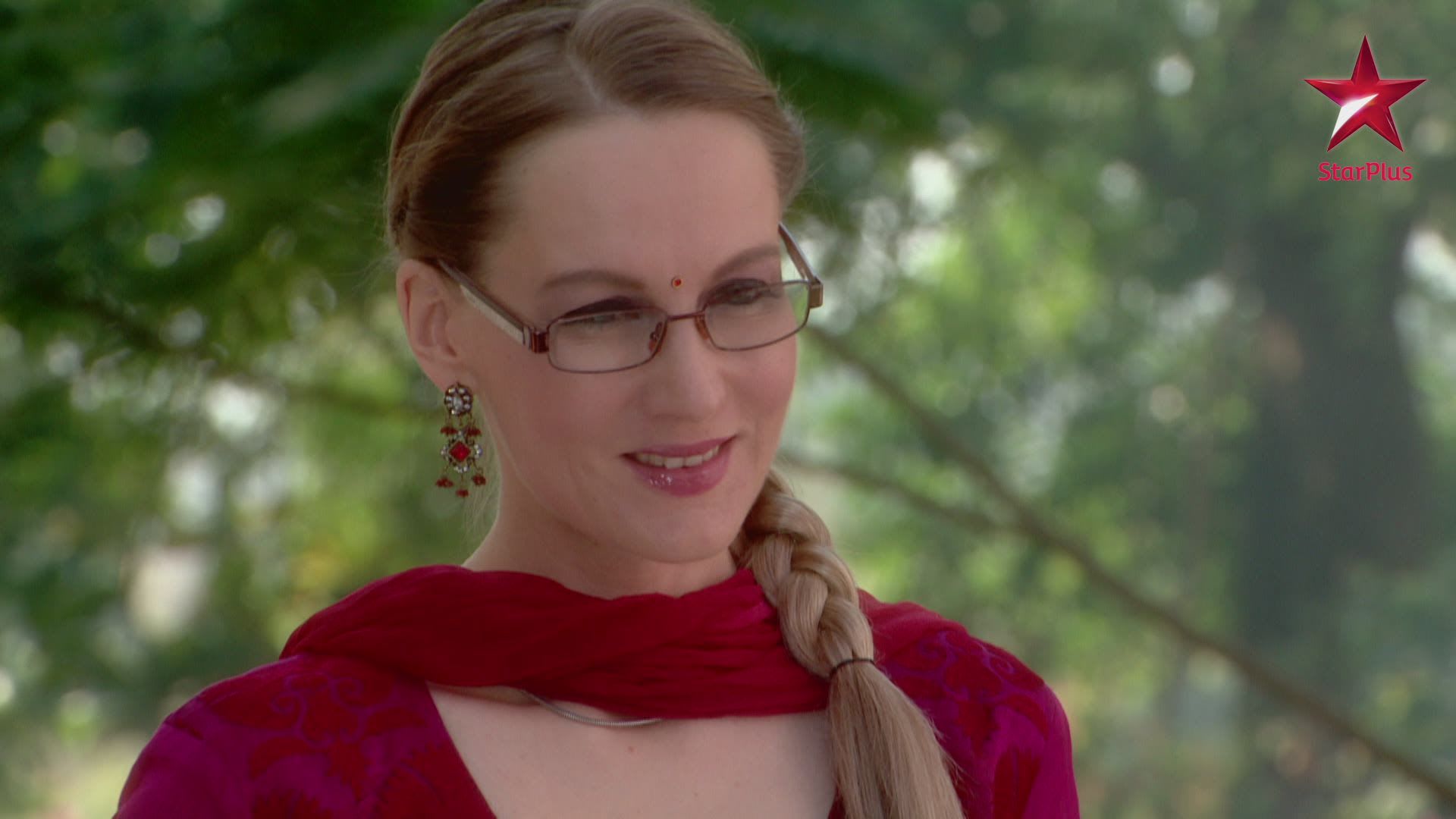 Watch Ek Hazaaron Mein Meri Behna Hai Episode 25 on JioHotstar