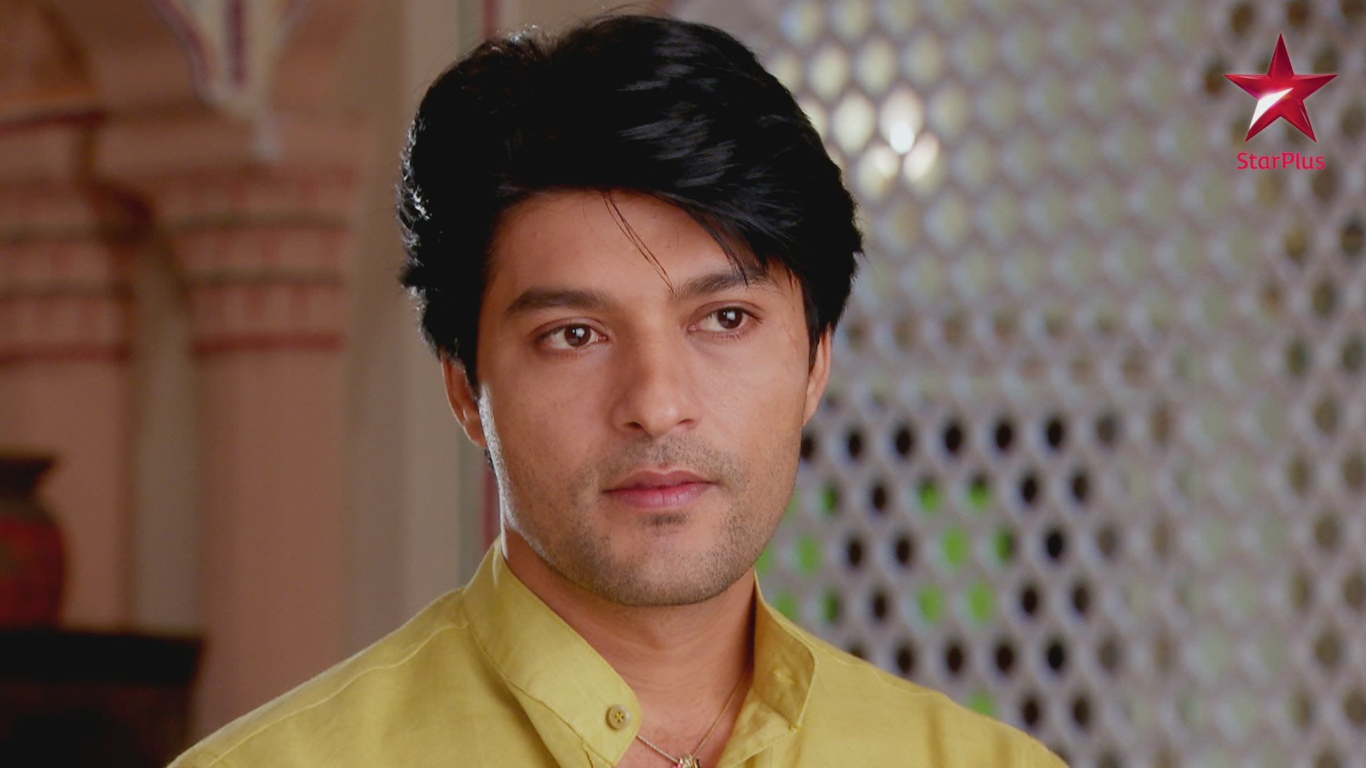 Watch Diya Aur Baati Hum S11 Episode 29 on JioHotstar