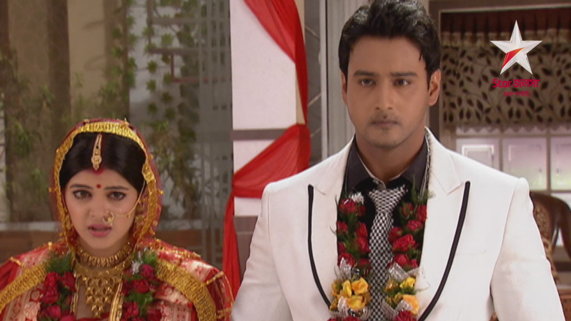 Aranya and Pakhi return