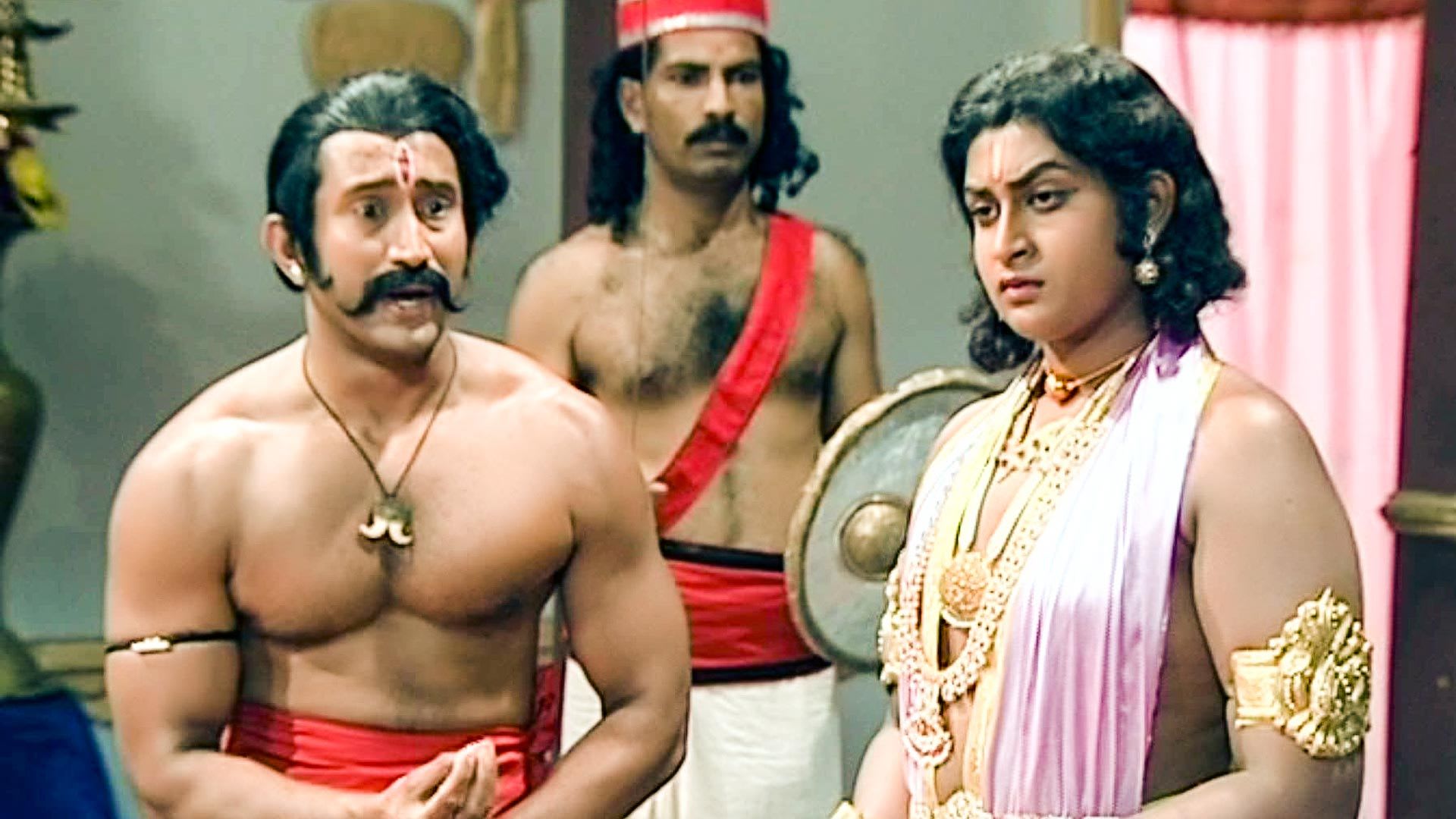 Manikandan Confronts the Goons