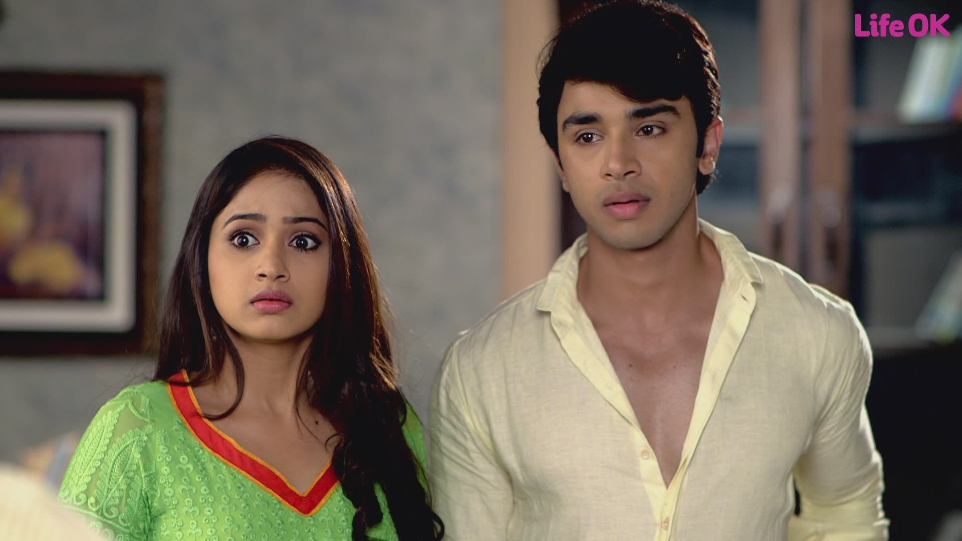 Watch Mere Rang Mein Rangne Waali S4 Episode 10 on JioHotstar