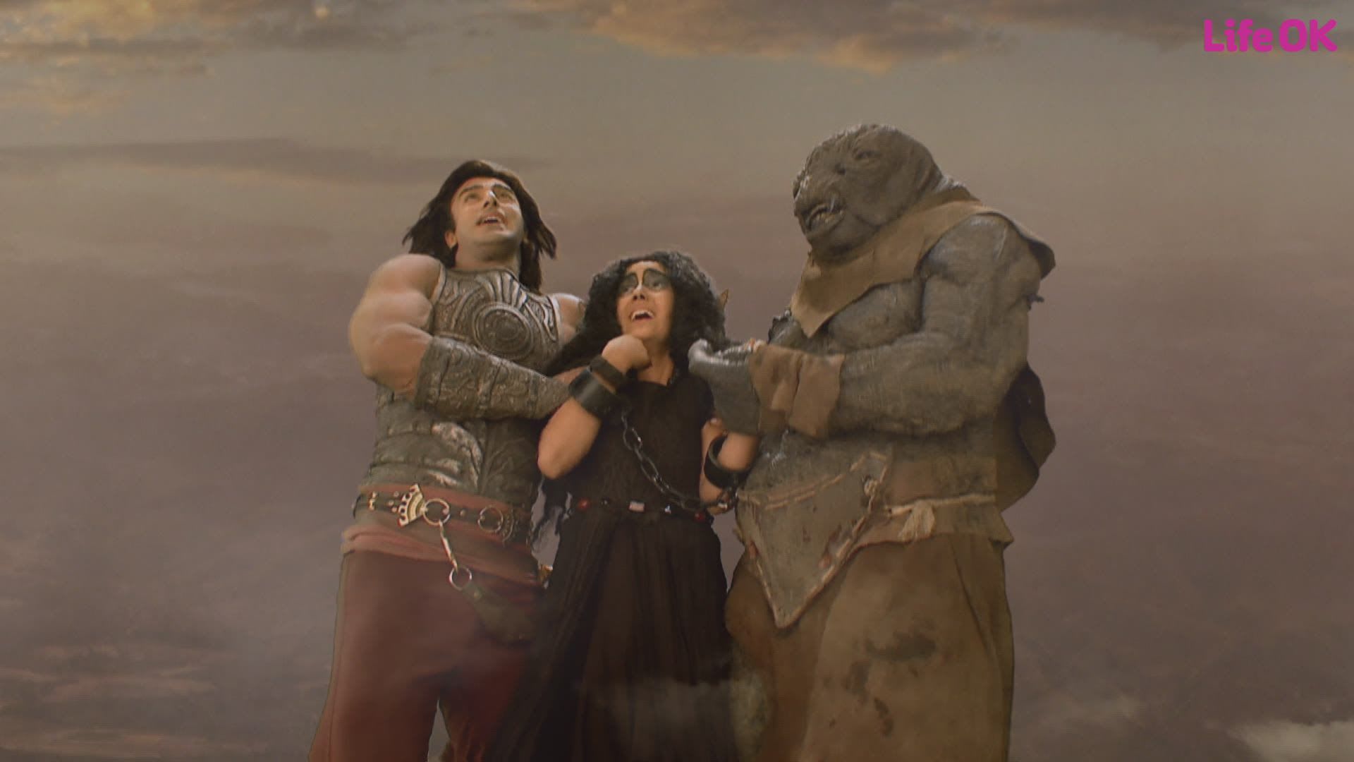 Stream Jumman tries to save Hatim Season 5 Episode 2 – Jumman tries to ...