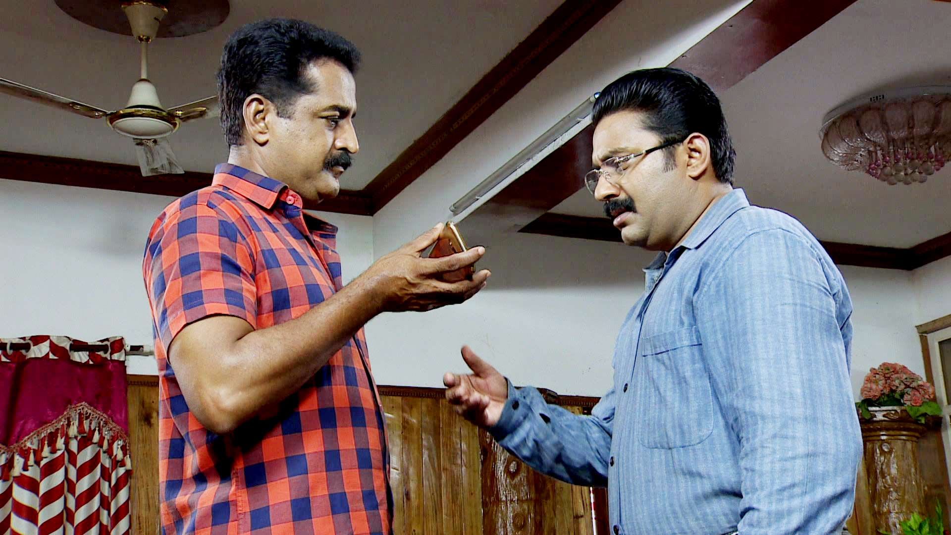 Watch Balan Shows His Wedding Photo Online