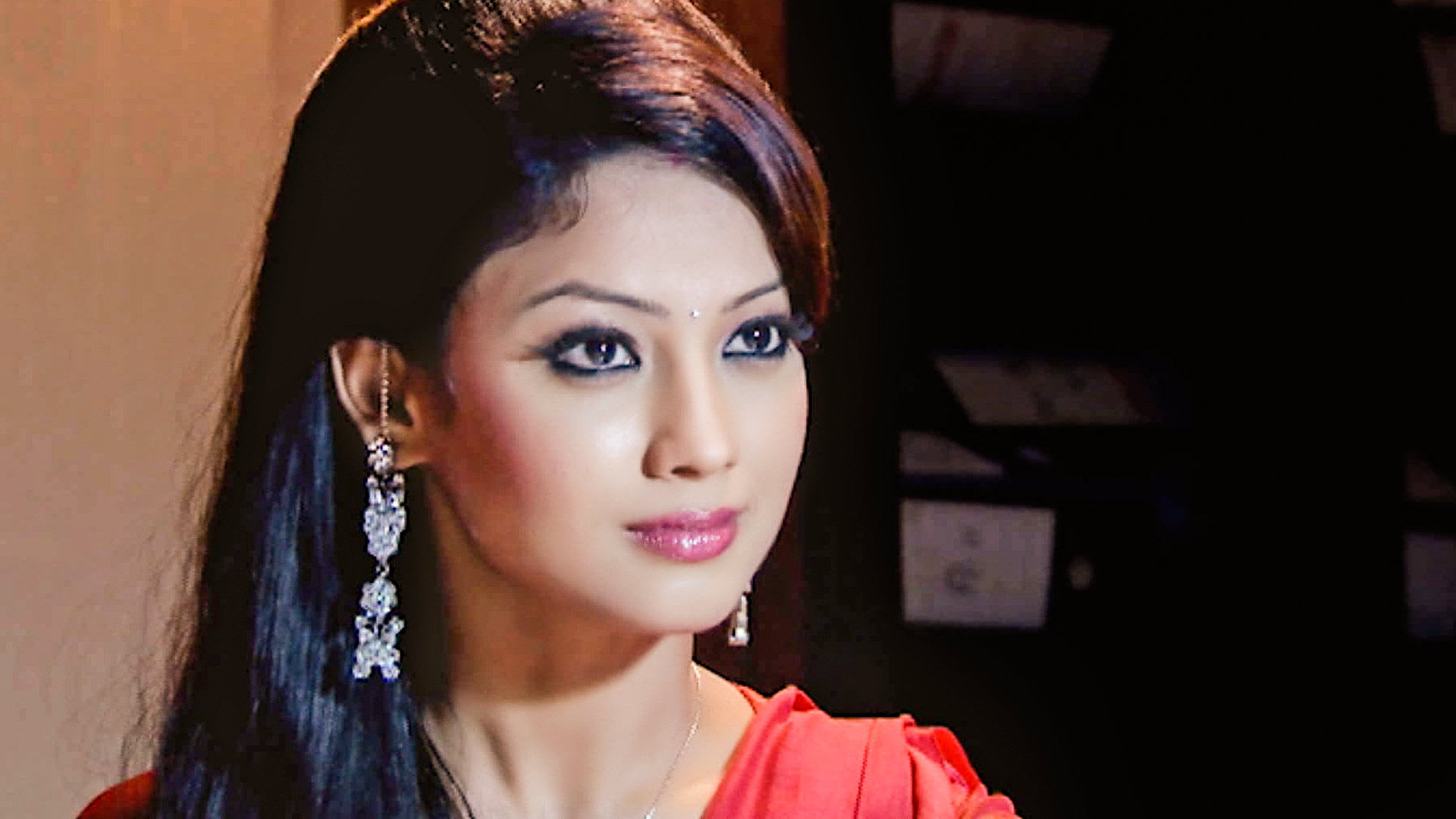 Watch Bairi Behna S3 Episode 38 on JioHotstar