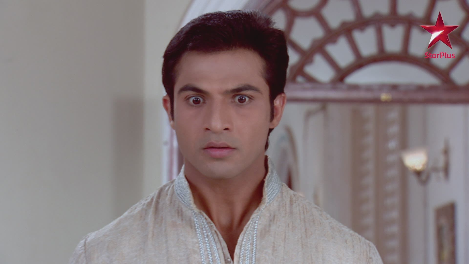 Watch Rashi saves Meera Online