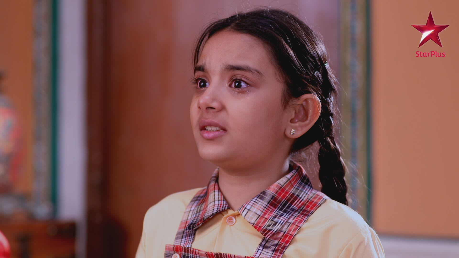 Watch Diya Aur Baati Hum S19 Episode 11 on JioHotstar