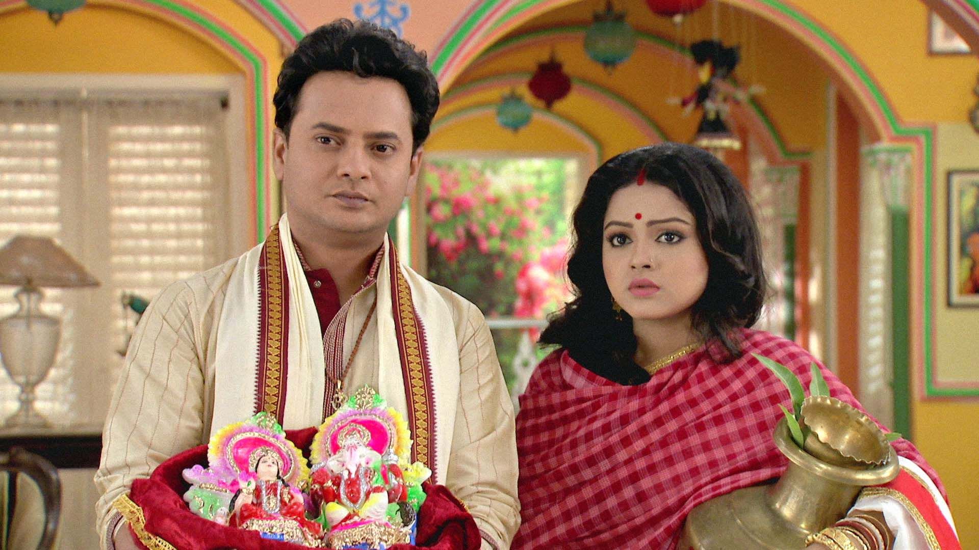 Watch Umapati Helps Ishwari Online