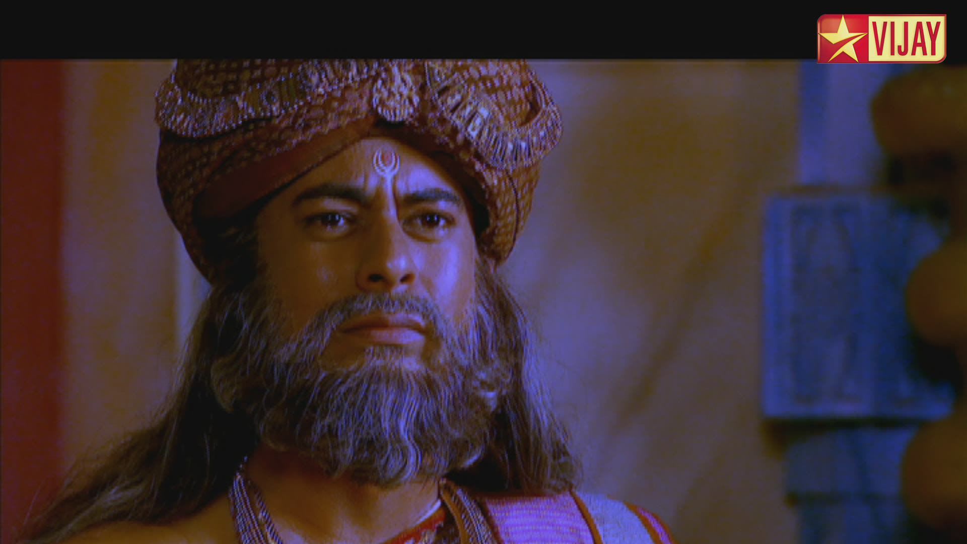 Vidura blames Dhritarashtra