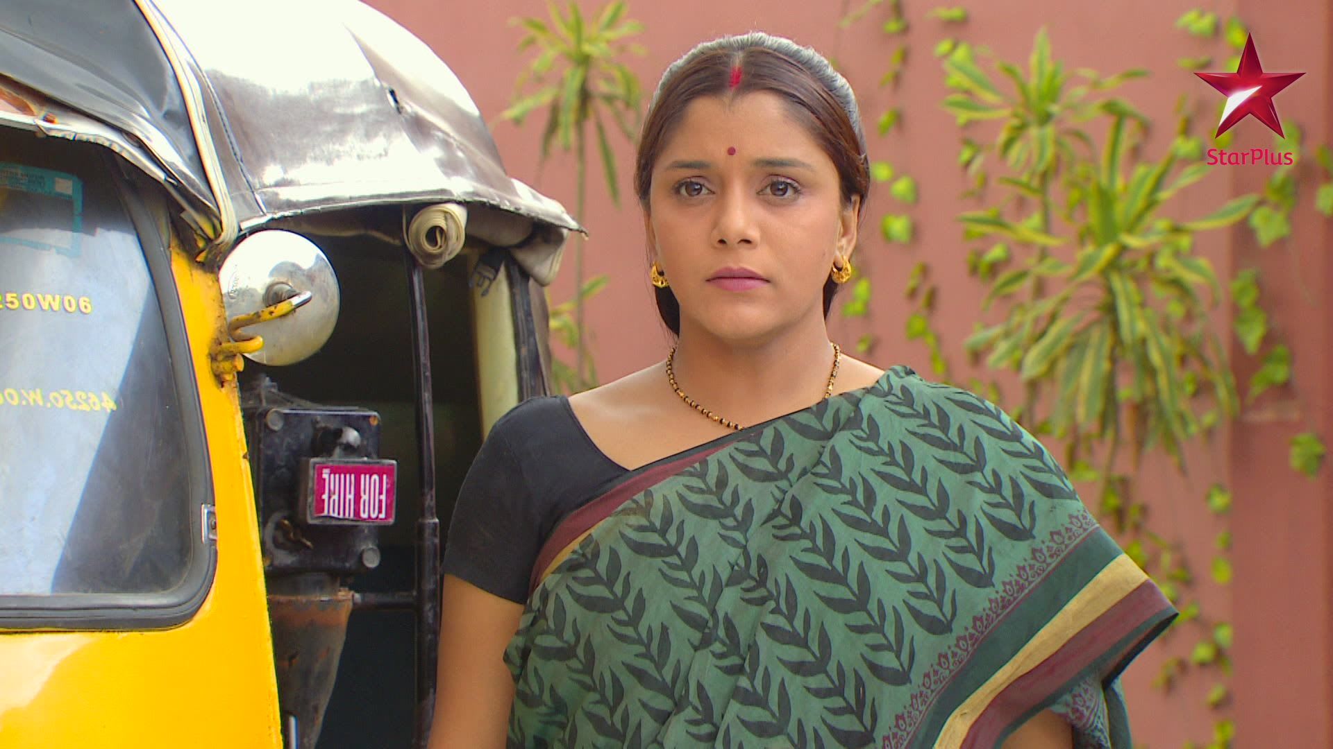 Watch NAVYA - Naye Dhadkan Naye Sawaal S3 Episode 27 on JioHotstar