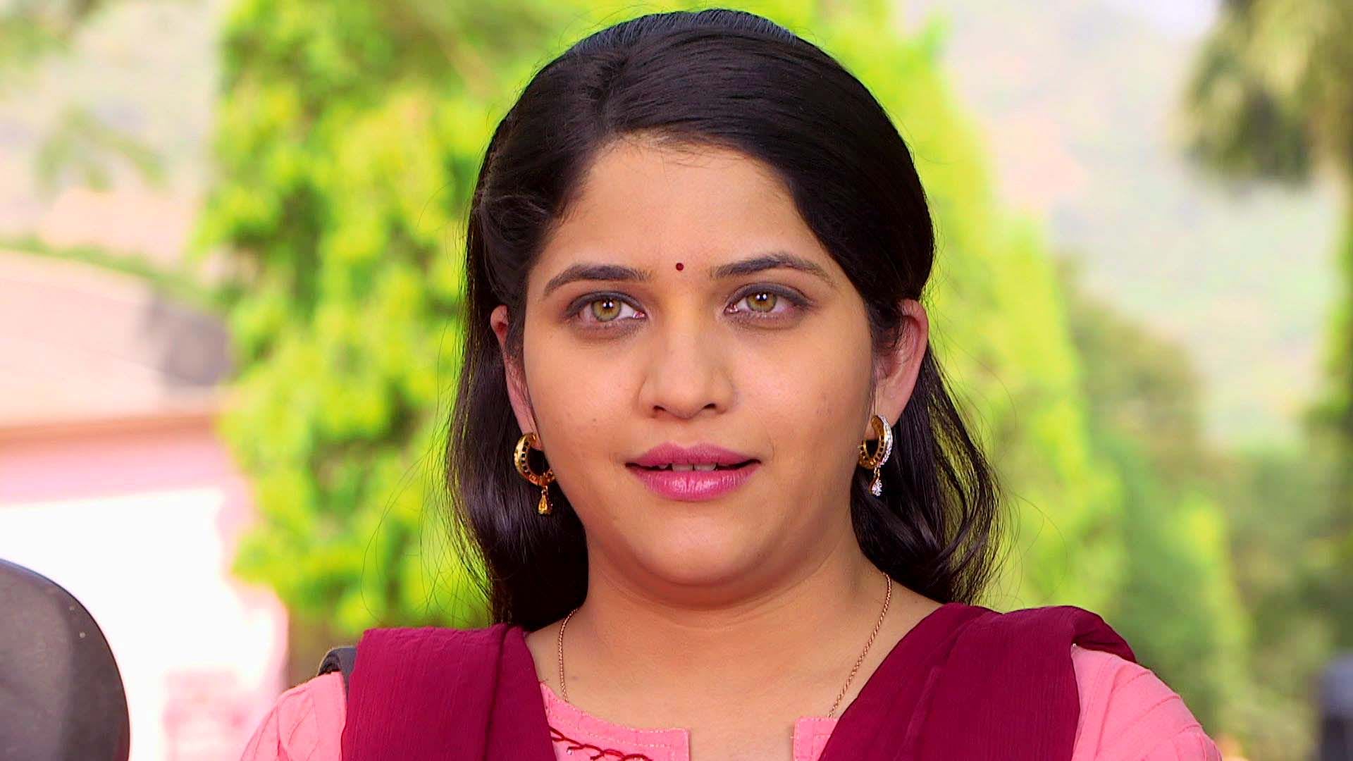 Watch Aamhi Doghe Raja Rani S1 Episode 16 on JioHotstar