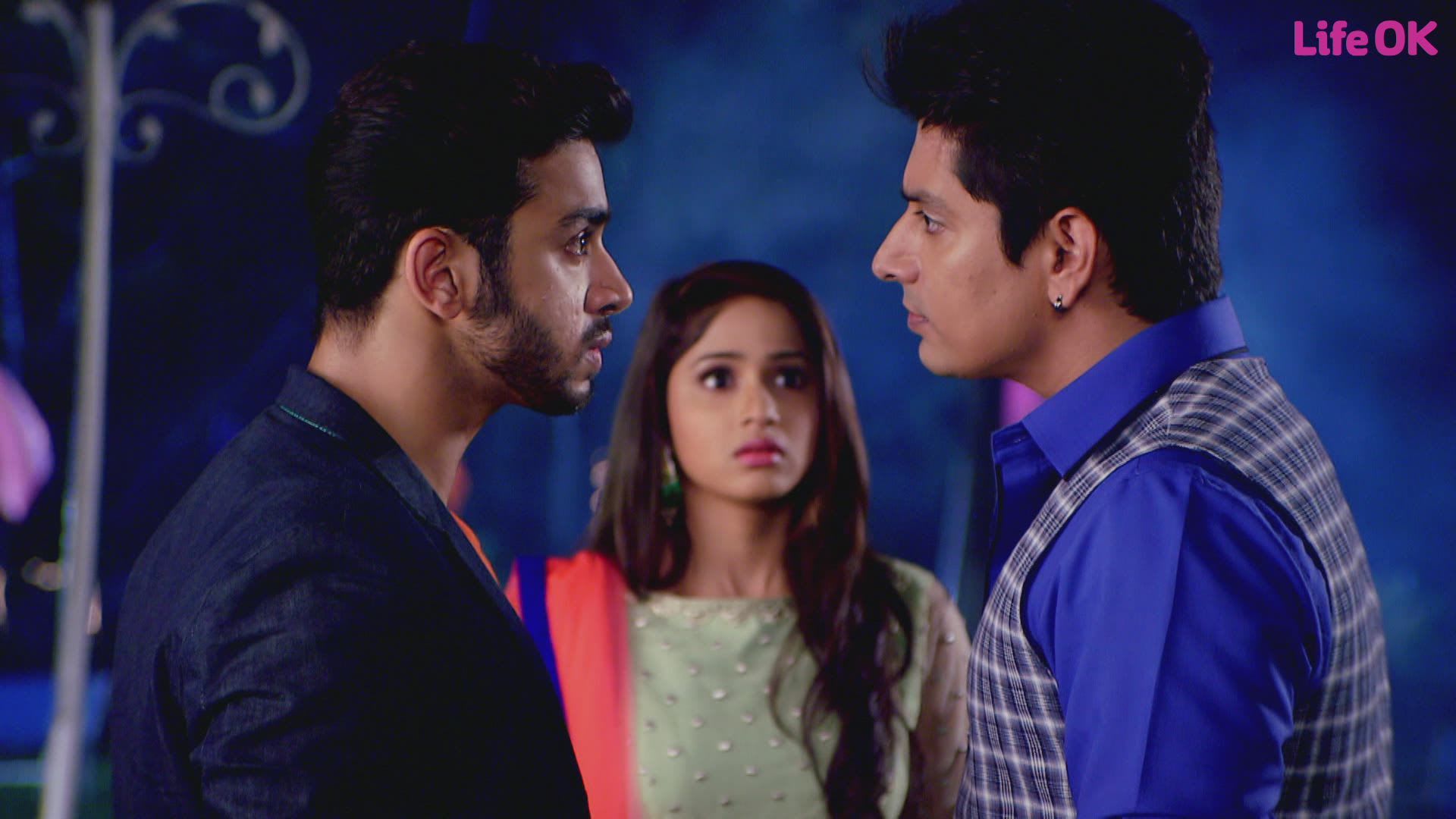 Watch Mere Rang Mein Rangne Waali Episode 19 on JioHotstar