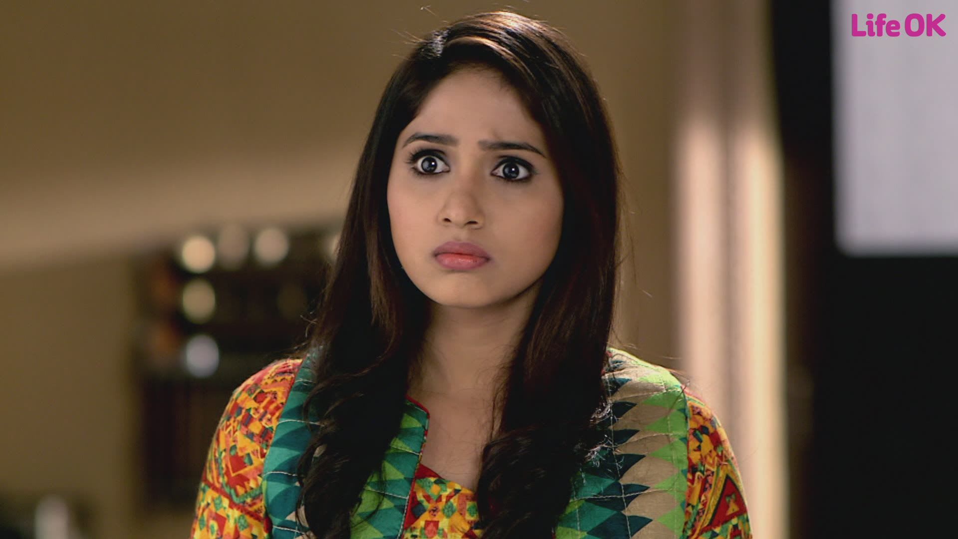 Watch Mere Rang Mein Rangne Waali S3 Episode 8 on JioHotstar