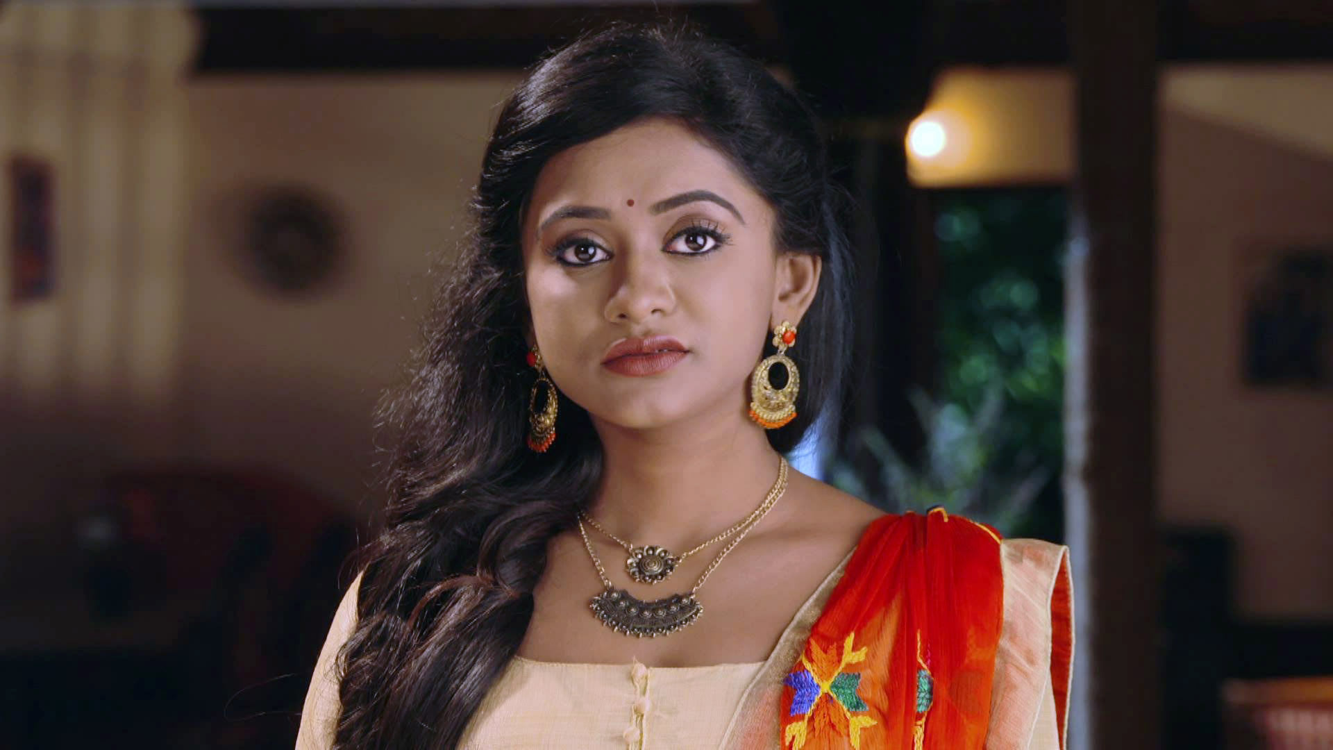 Watch pavitra-bandham only on Watcho