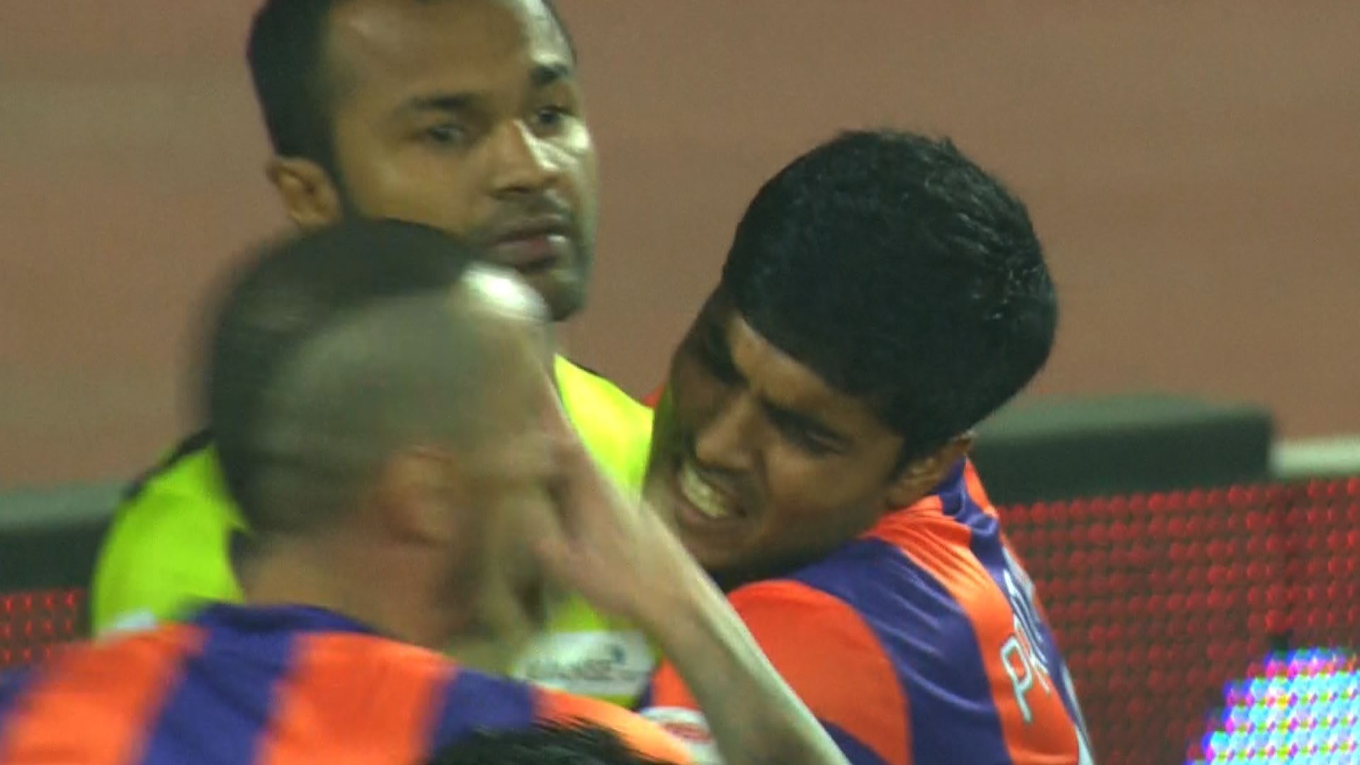 Hero ISL 20134, specials: Top saves of the week feat. Pune's Arindam (Week 8)